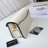 شنطة نسائية من ماركة كوتش COACH